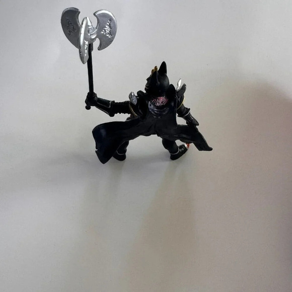 Papo‎ 38959 Knight with  Triple Battle Axe - Picture 3 of 5